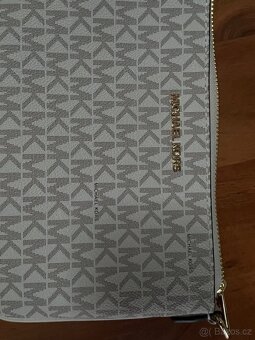 Michael Kors pouch - 4