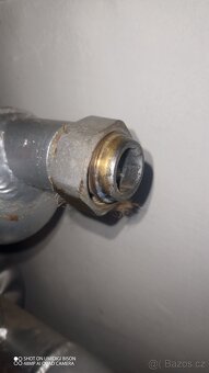 Radiator 1900kc. - 4