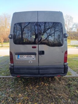 Renault master 2.2 dci L2h2 šestimístný - 4