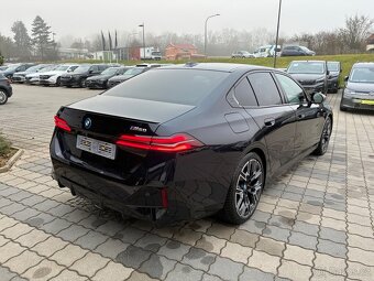 BMW i5 M60 xDrive - 4