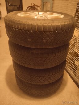 Zdravím, PRODÁM 4 ks - 4