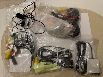 PRODÁM ANDROID AUTORÁDIO PRO AUDI A6 C5 – KOMPLETNÍ SADA - 4