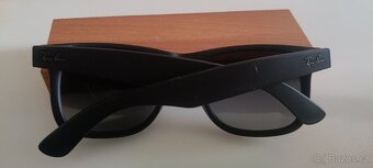 Ray-Ban - 4
