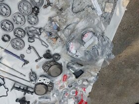 Aprilia RSV4 2010 - 4