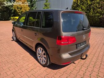 Touran 2.0TDI 130kW DSG,Highline,webasto,tažné,kamera,xenon - 4