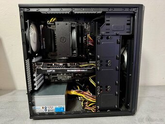 HERNÍ PC I7 10700K/16GB RAM/RX 6600-XT/500GB SSD - 4
