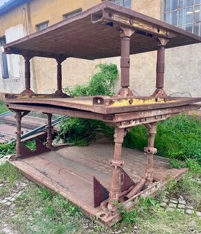 PAŽÍCÍ BOXY 300 x 240 - 4