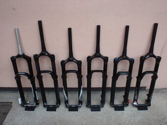 Nové vidlice Fox, Rock Shox, SR Suntour - 4