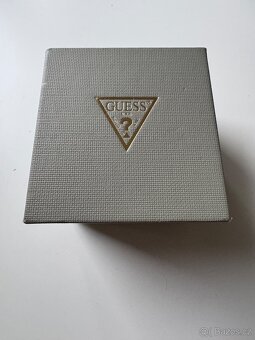 Guess - 4