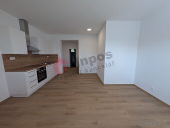 Pronájem bytu 1+kk, 40m2 v ulici Nádražní, Vlašim - 4