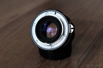 Nikon Nikkor-H Auto 50mm f/2 Non-Ai - (Nikon F) - 4
