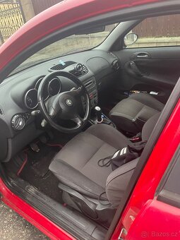 Alfa Romeo 147 1.6 - 4
