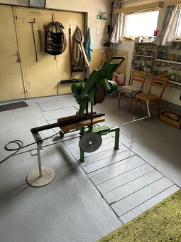 Rozbrušovačka na řezání železa - 4