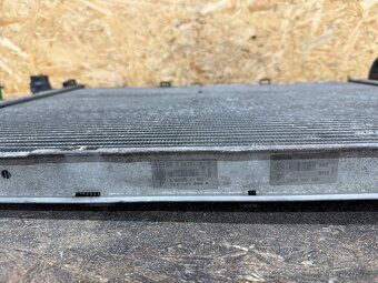CHLADIČ VODY AUDI Q7 / VW TOUAREG 3.0 TDI 7L6121253A - 4