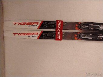 Běžky PELTONEN s vázáním + šupiny (vel. 138cm) - 4