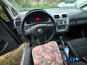 VW Touran 1T2 1.9 TDI 77KW BLS JYK LR7N r.v. 2008 - 4