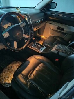 Chrysler 300c - 4