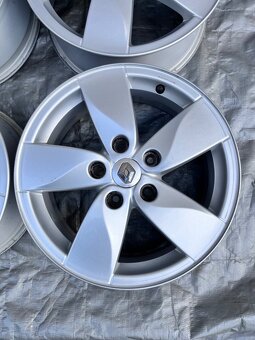 5x114,3 R16 originál disky Renault Megane - ET 47 - 4