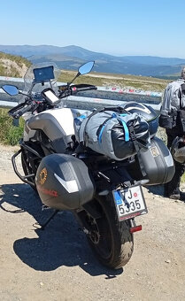 CF MOTO 650 MT Premium - 4