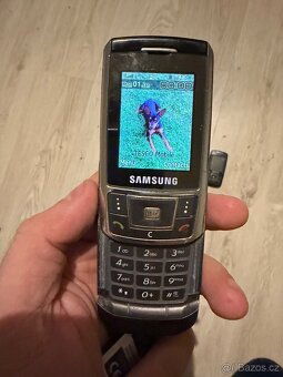 Různé retro samsungy - 4