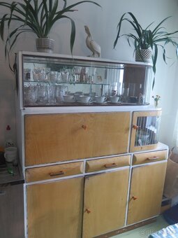 Skříň s nádstavcem - 4