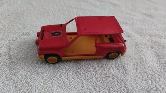 Stará retro autíčka, doplňky - 4