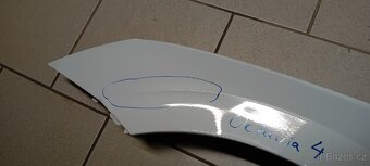 Škoda Octavia IV levý přední blatník - 4