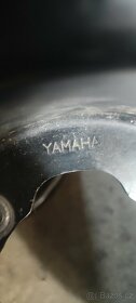 Yamaha - 4