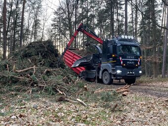 JENZ CHIPPERTRUCK 540 - 4