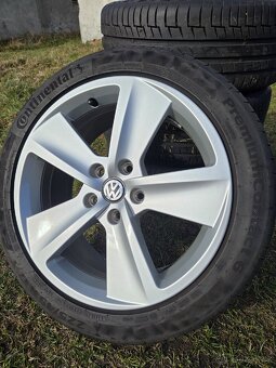 Orig.letní sada Seat Leon 17" 5x112 225/45/17 Octavia 3 - 4