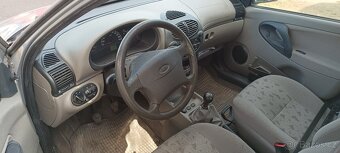 Lada Kalina 1.4I 16V - 4