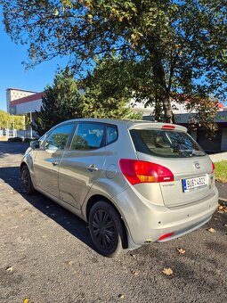 KIA VENGA LPG - 4