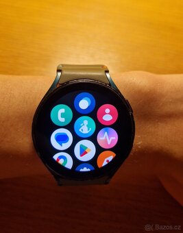 Samsung Galaxy Watch4 44mm zelená - 4