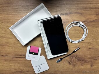iPhone SE - 4