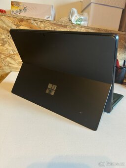 Surface Pro 8 i5 11th 8GB RAM, 256 GB SDD - 4