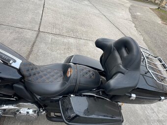 Harley Davidson Road Glide - 4