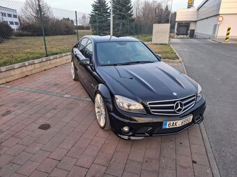 Mercedes Benz C63 AMG W204 - 4