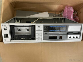 Kazetové mgf PHILIPS - 4