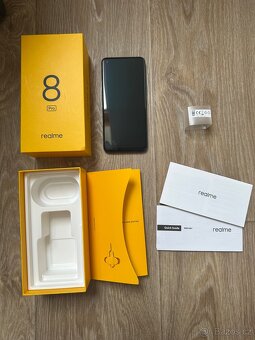 Realme 8 Pro - 4