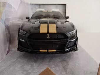 Ford Shelby GT500 H - 4