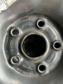Zimní pneu 215/65/17 PIRELLI , 7MM, SEALINSIDE - 4