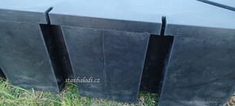 Postavte si svůj hausbót na plastových plovácích - 4