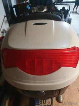 Piaggio x9 - 4