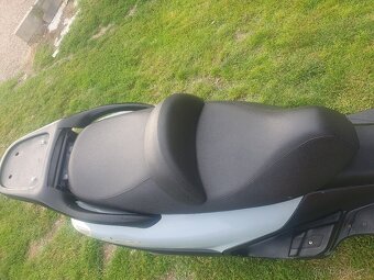 Piaggio x9 - 4