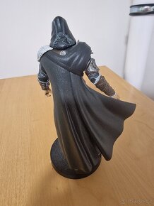 Assassin's Creed Revelations Ezio Statue - 22cm - 4