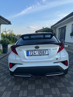 TOYOTA C-HR GR Sport 2.0 Hybrid 2022 - 4