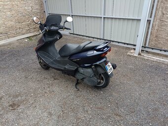 Yamaha Majesty 125 - 4