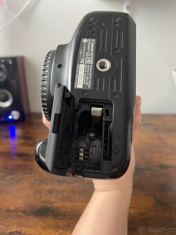 Canon 1300D - 4