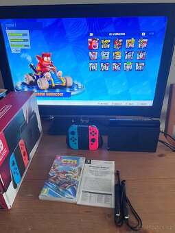 Nintendo Switch komplet + Crash Team Racing - 4