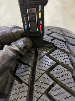 Original zimni alu Audi Q3 83a 5x112 + Conti 215/65/17 - 4